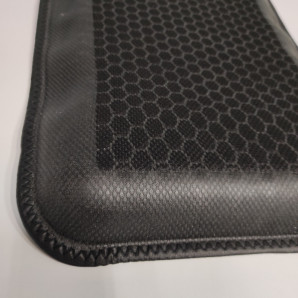 Охолоджуюча подушка для сидіння AKTION Seat Cushion 2.0 з сотовою структурою (7213)